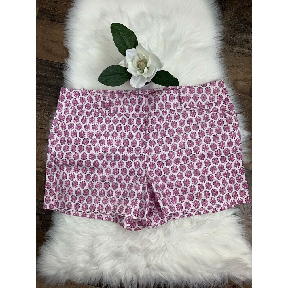 Ann Taylor Women Pink Signature Shorts size 18